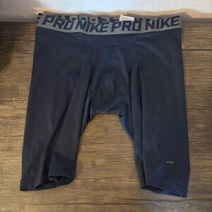 Nike Pro men’s compression shorts size XL